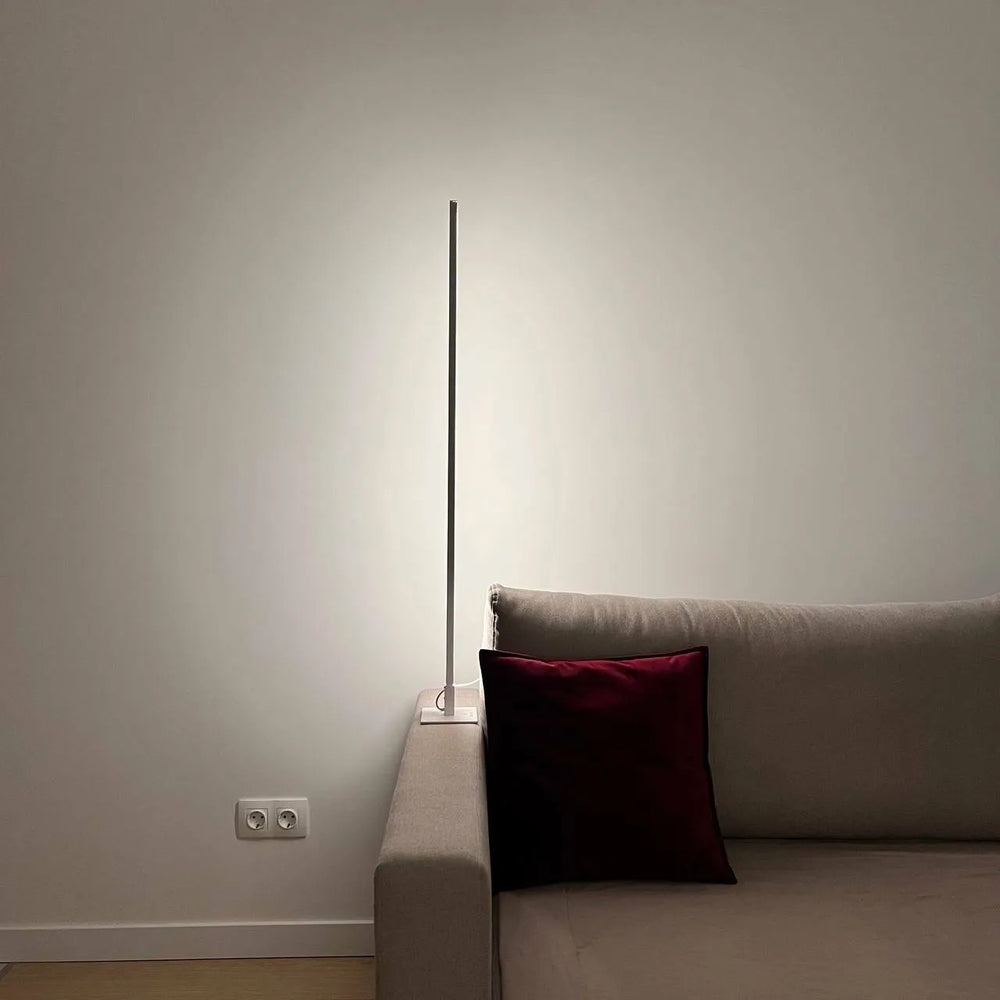 INTELLECT Light Square Middle BLACKOUT